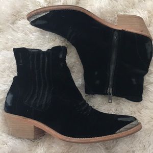 Hardly worn vintage free people boots